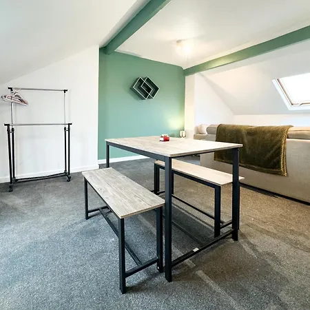 Apartment Contractor - Business - Relocating Families Harrogate