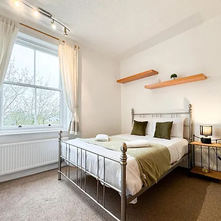 Apartment Contractor - Business - Relocating Families