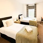 West End Avenue Lt By Furnished - Contractor - Business - Relocating Families Harrogate