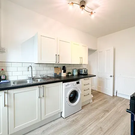 Apartamento West End Avenue Lt By Furnished - Contractor - Business - Relocating Families Harrogate